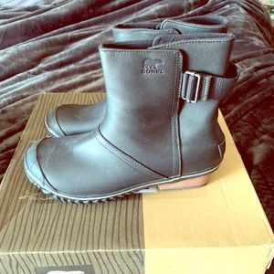 NWT Sorel Slimboot Pull On 10